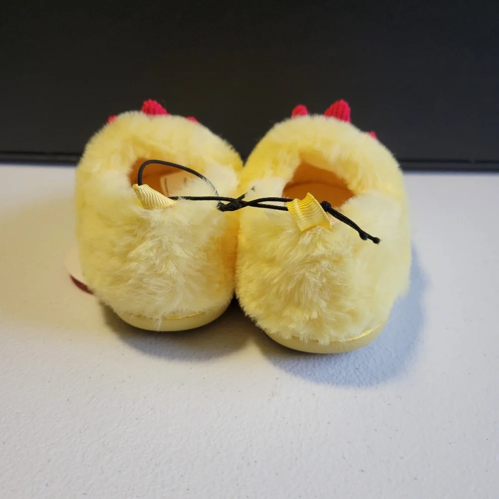 wonder nation Yellow Chick Plush Slippers 1